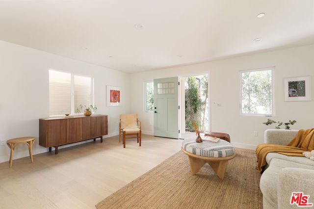 3148 Madera Avenue, Los Angeles, CA 90039