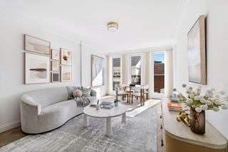 7829 Austin St # 318, New York City, NY 11375