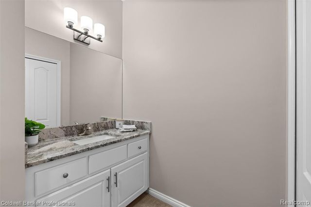 3623 Cedar Shake Drive, Rochester Hills, MI 48309