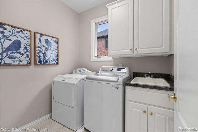 3623 Cedar Shake Drive, Rochester Hills, MI 48309