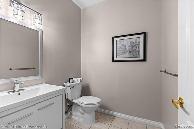 3623 Cedar Shake Drive, Rochester Hills, MI 48309
