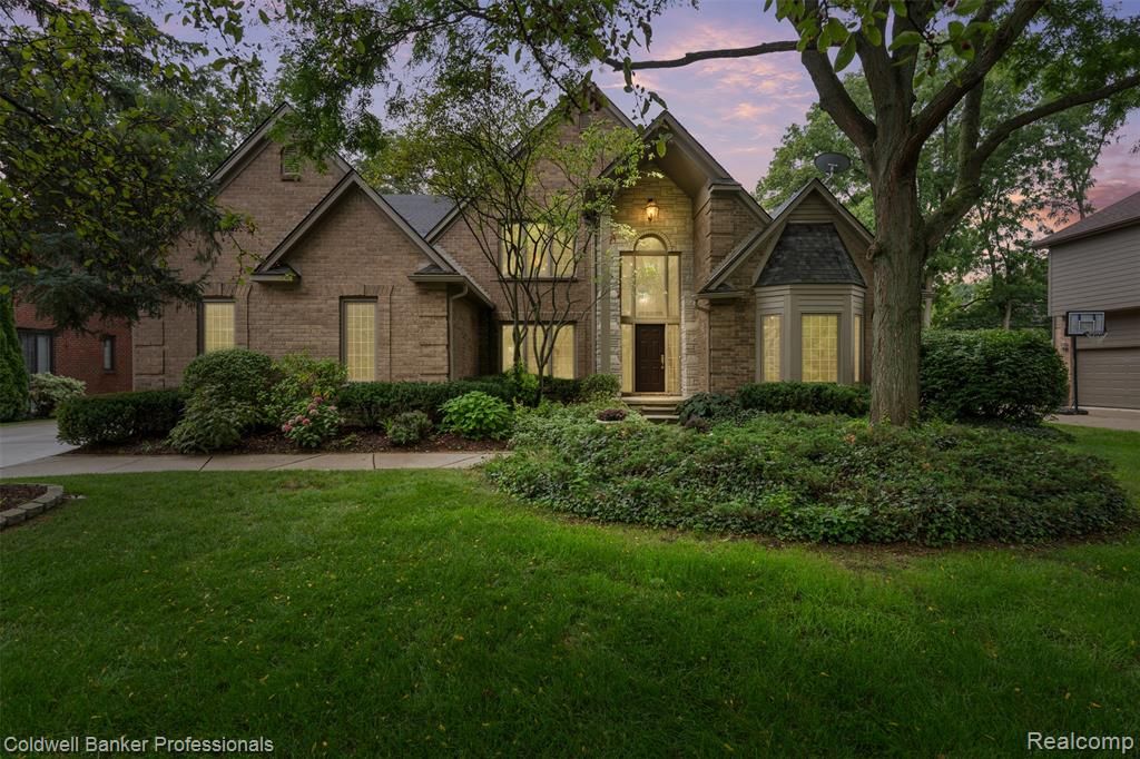 3623 Cedar Shake Drive, Rochester Hills, MI 48309