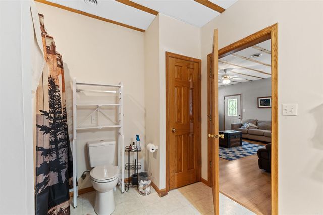 60 Red Fox Rd, Greers Ferry, AR 72067