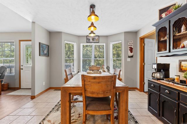 60 Red Fox Rd, Greers Ferry, AR 72067