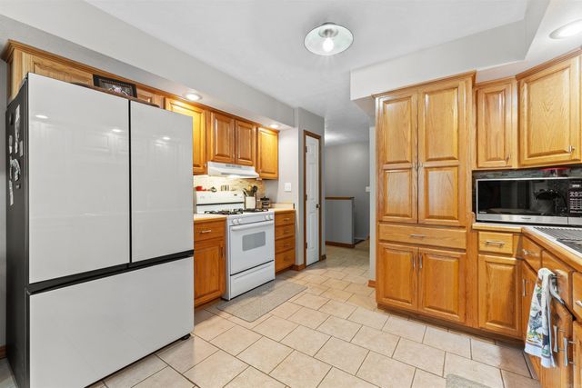 60 Red Fox Rd, Greers Ferry, AR 72067