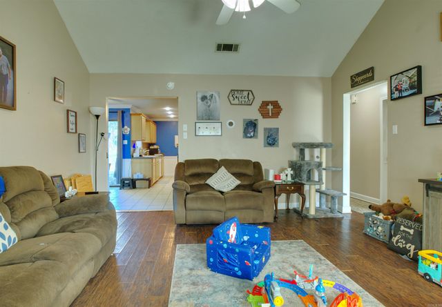 217 Briarpatch Lane, Jacksonville, AR 72076