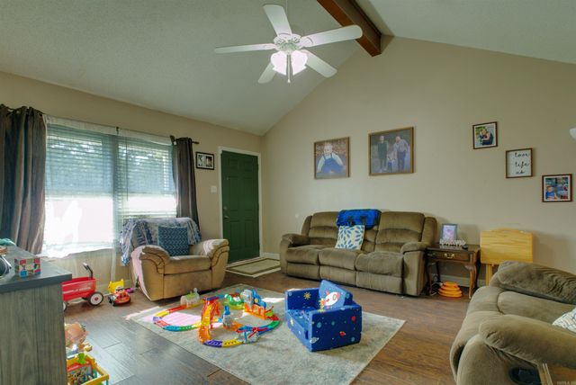 217 Briarpatch Lane, Jacksonville, AR 72076