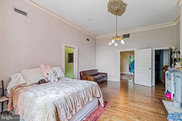 1210 EUTAW PL, Baltimore, MD 21217