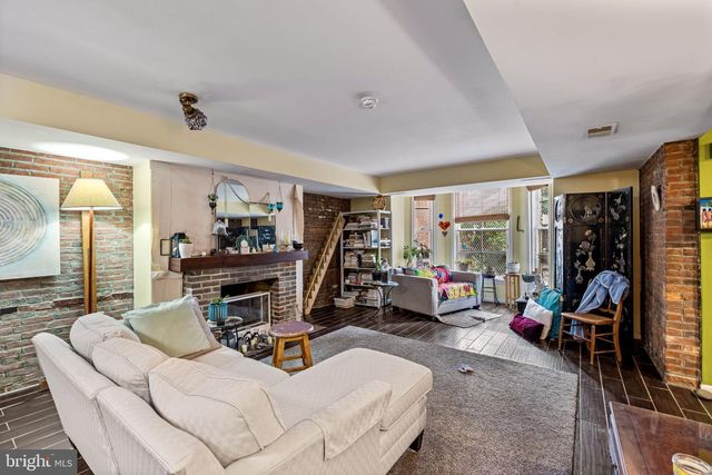 1210 EUTAW PL, Baltimore, MD 21217