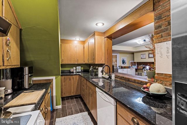 1210 EUTAW PL, Baltimore, MD 21217