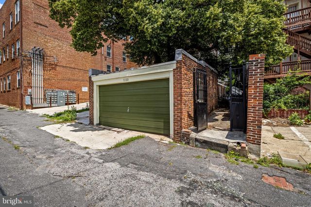 1210 EUTAW PL, Baltimore, MD 21217