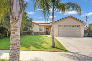 3621 E Douglas Avenue, Visalia, CA 93292