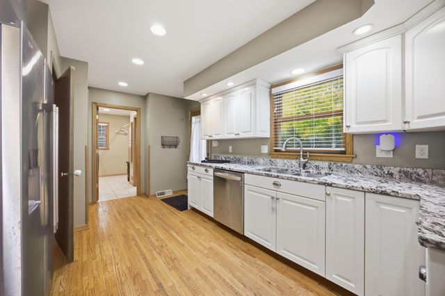 901 17th Street SW, Willmar, MN 56201