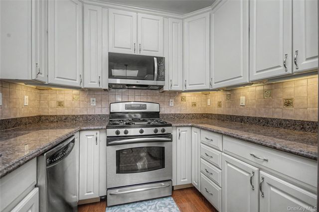 760 Huntington Drive, Fishkill, NY 12524