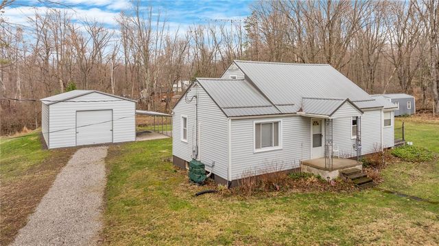 1994 Emerson Ave, Shenango, PA 16134