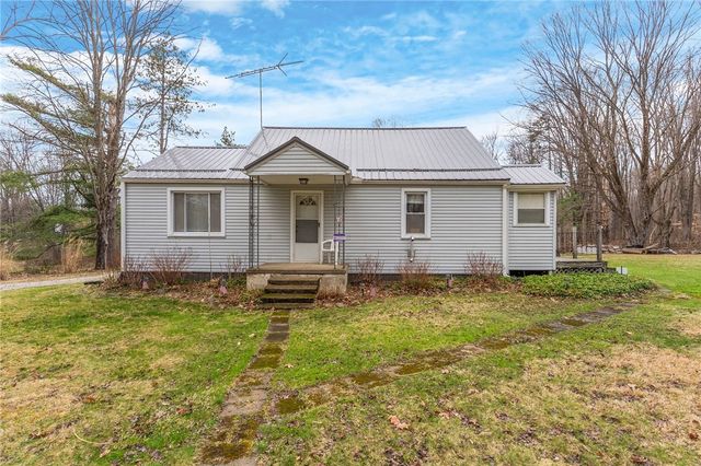 1994 Emerson Ave, Shenango, PA 16134