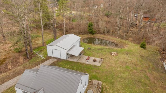 1994 Emerson Ave, Shenango, PA 16134