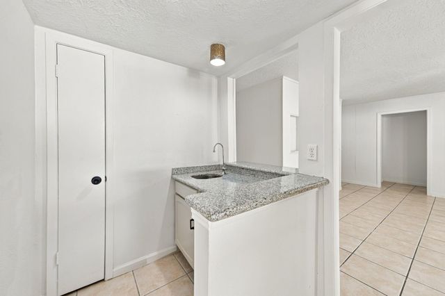 6910 Indian Falls Drive, Houston, TX 77489