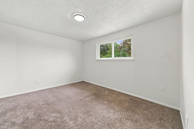 6910 Indian Falls Drive, Houston, TX 77489