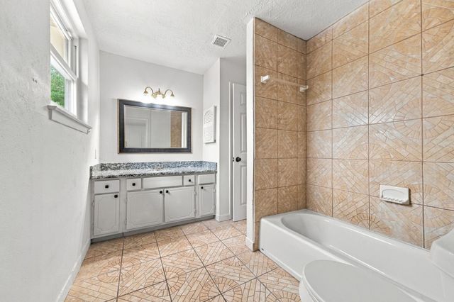6910 Indian Falls Drive, Houston, TX 77489