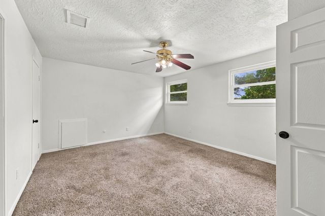 6910 Indian Falls Drive, Houston, TX 77489