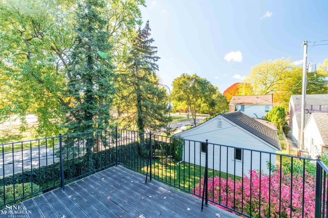 201 McMillan Road, Grosse Pointe Farms, MI 48236