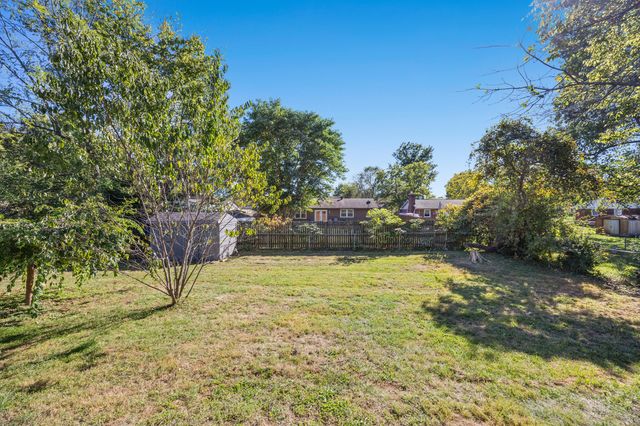 224 E Showalter Drive, Georgetown, KY 40324