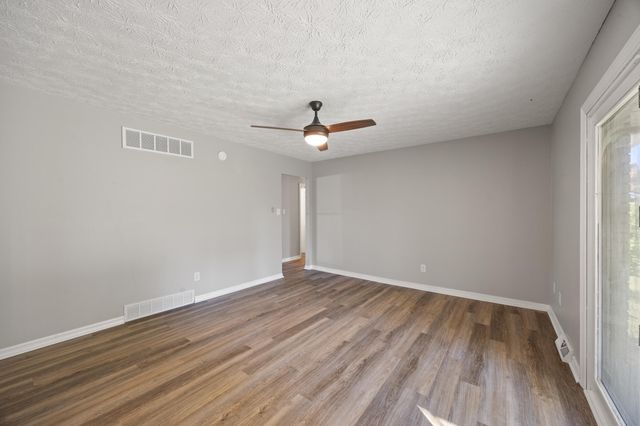 224 E Showalter Drive, Georgetown, KY 40324