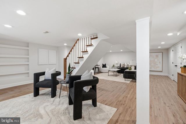30 MEADOWBROOK LN, Media, PA 19063