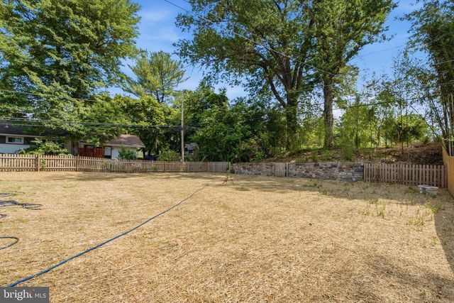 30 MEADOWBROOK LN, Media, PA 19063