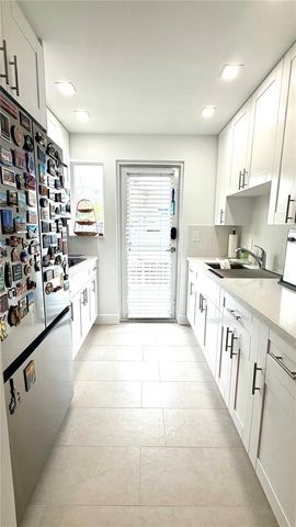 626 Meridian Ave 5, Miami Beach, FL 33139