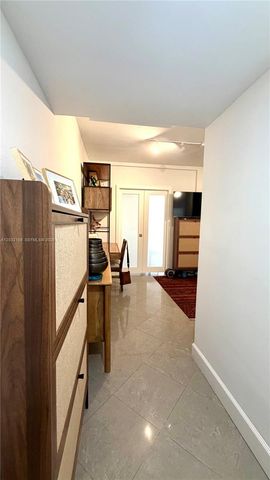 626 Meridian Ave 5, Miami Beach, FL 33139