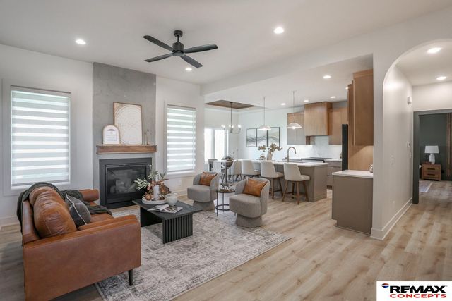 9445 S 81 Street, Lincoln, NE 68516