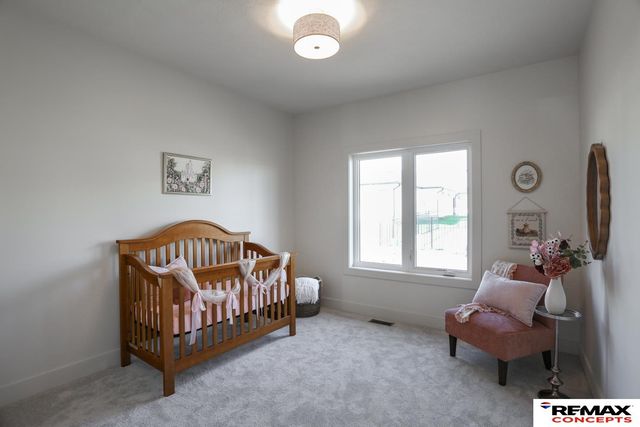 9445 S 81 Street, Lincoln, NE 68516