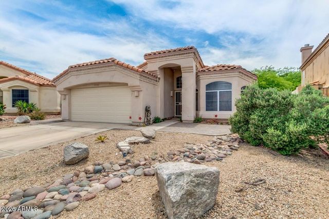 10186 HACIENDA Drive, Goodyear, AZ 85338