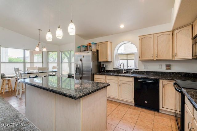 10186 HACIENDA Drive, Goodyear, AZ 85338