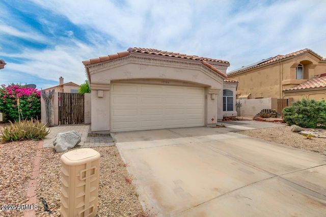10186 HACIENDA Drive, Goodyear, AZ 85338
