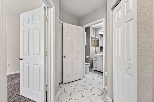 105 BRADFORD BEACH COURT 105, Tampa, FL 33609
