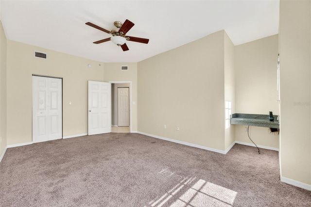 105 BRADFORD BEACH COURT 105, Tampa, FL 33609
