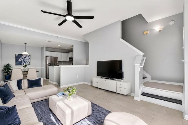 105 BRADFORD BEACH COURT 105, Tampa, FL 33609