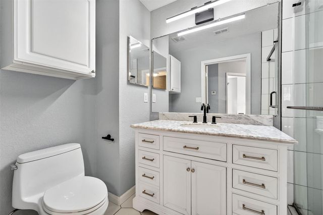 105 BRADFORD BEACH COURT 105, Tampa, FL 33609