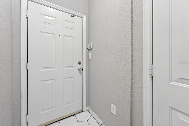 105 BRADFORD BEACH COURT 105, Tampa, FL 33609