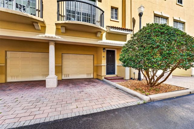 105 BRADFORD BEACH COURT 105, Tampa, FL 33609