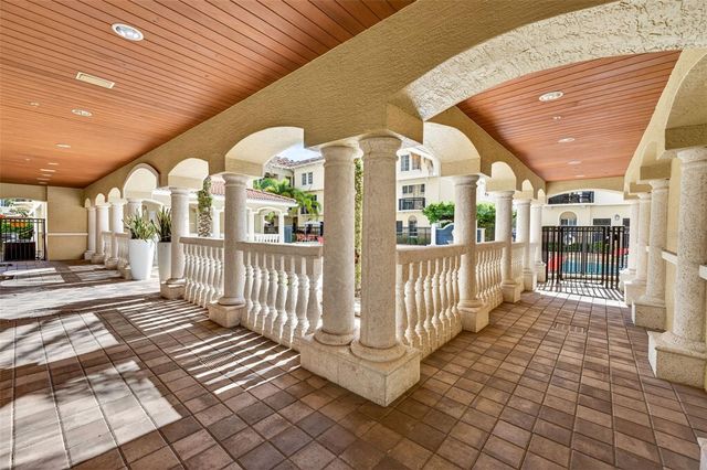 105 BRADFORD BEACH COURT 105, Tampa, FL 33609