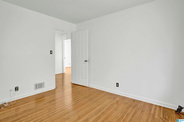 9244 BROOKHURST DRIVE, Birmingham, AL 35235