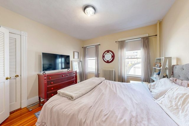 22 Adams St, Winthrop, MA 02152