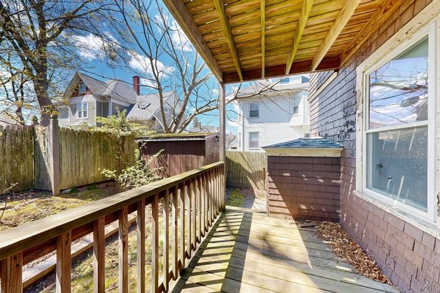 22 Adams St, Winthrop, MA 02152