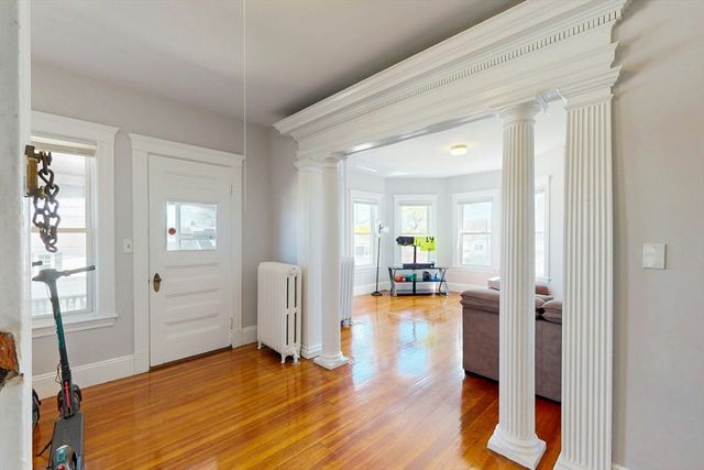 22 Adams St, Winthrop, MA 02152
