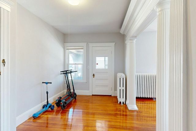 22 Adams St, Winthrop, MA 02152