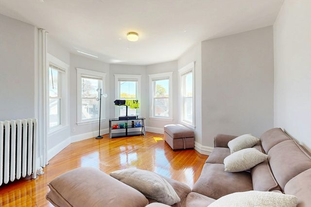 22 Adams St, Winthrop, MA 02152